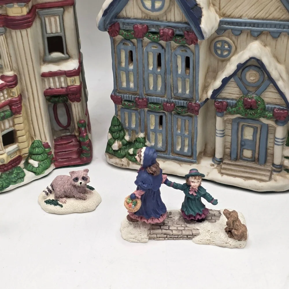 House of Lloyd Christmas Village Set Vintage 1993 Victorian Snow House Figurines